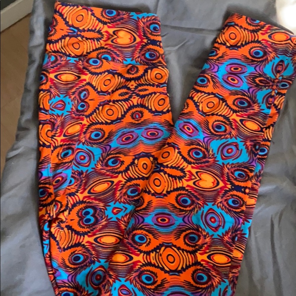 Dr Suess type print LuLaRoe One Size Leggings
